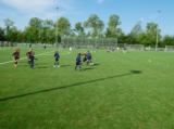S.K.N.W.K. JO7-1 op toernooitje bij W.I.K. '57 zaterdag 3 mei 2025 (18/81)